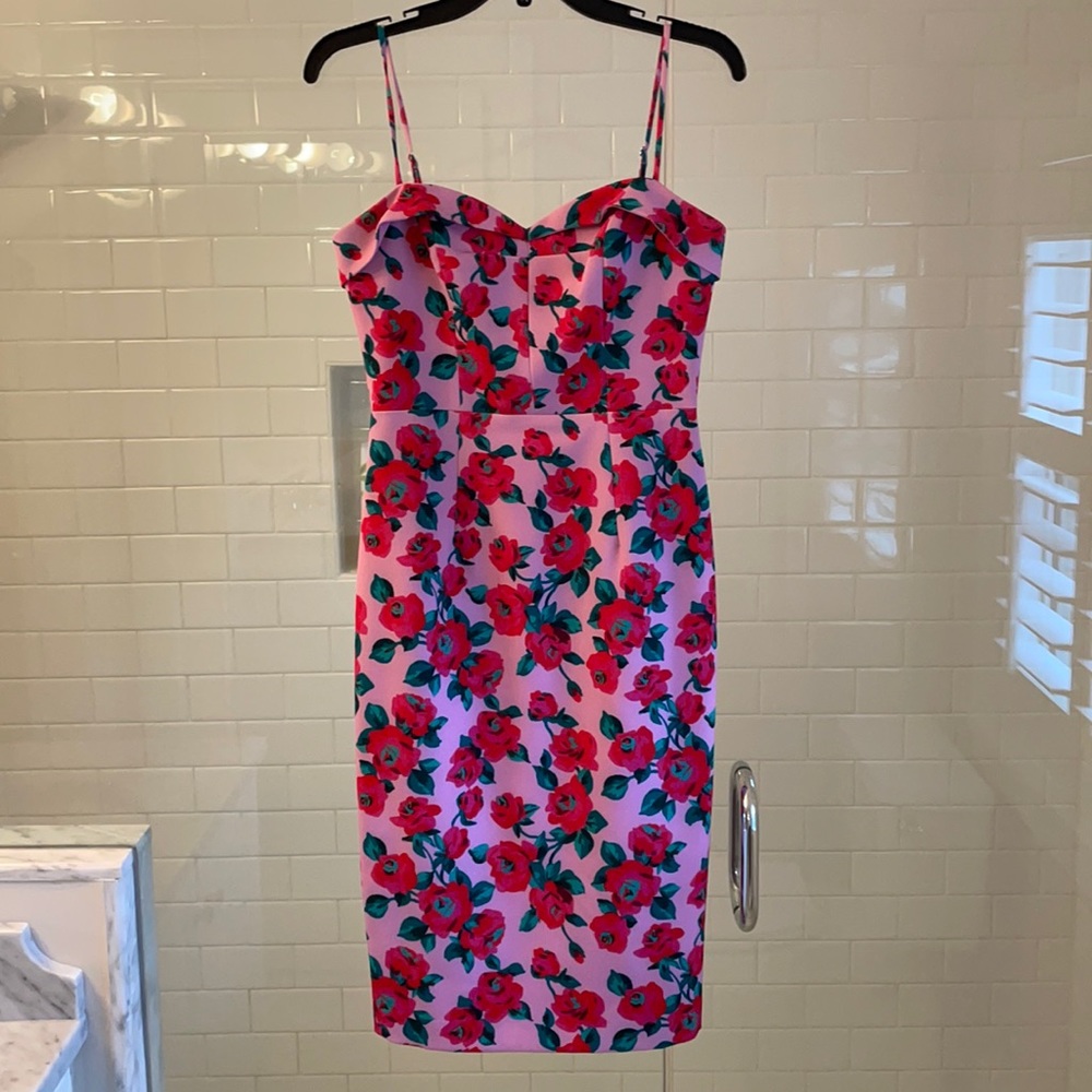 Black Halo Rose Printed Spaghetti Strap Sweetheart Cut Fitted Dress